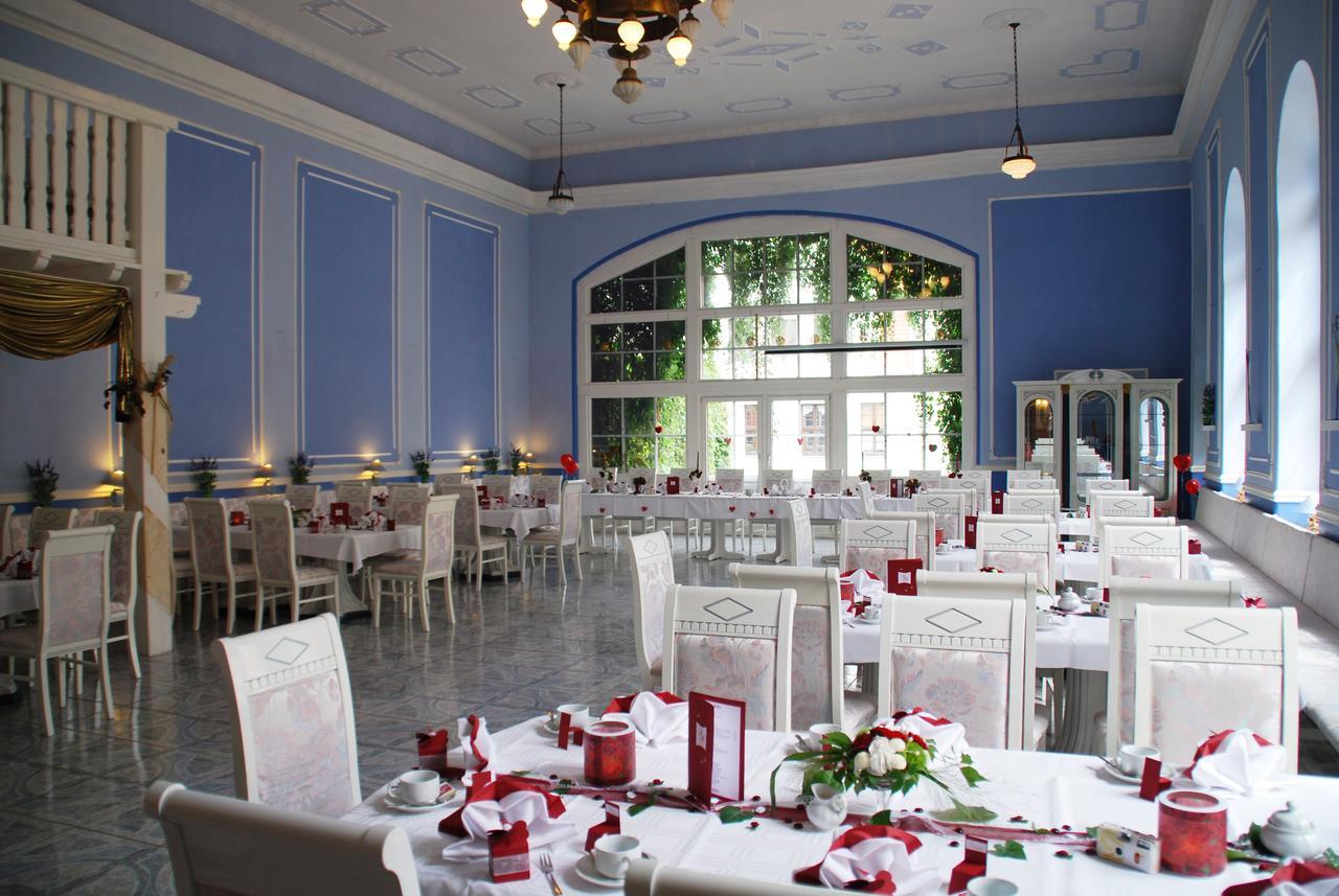 Hotel Goldener Anker Torgau Extérieur photo