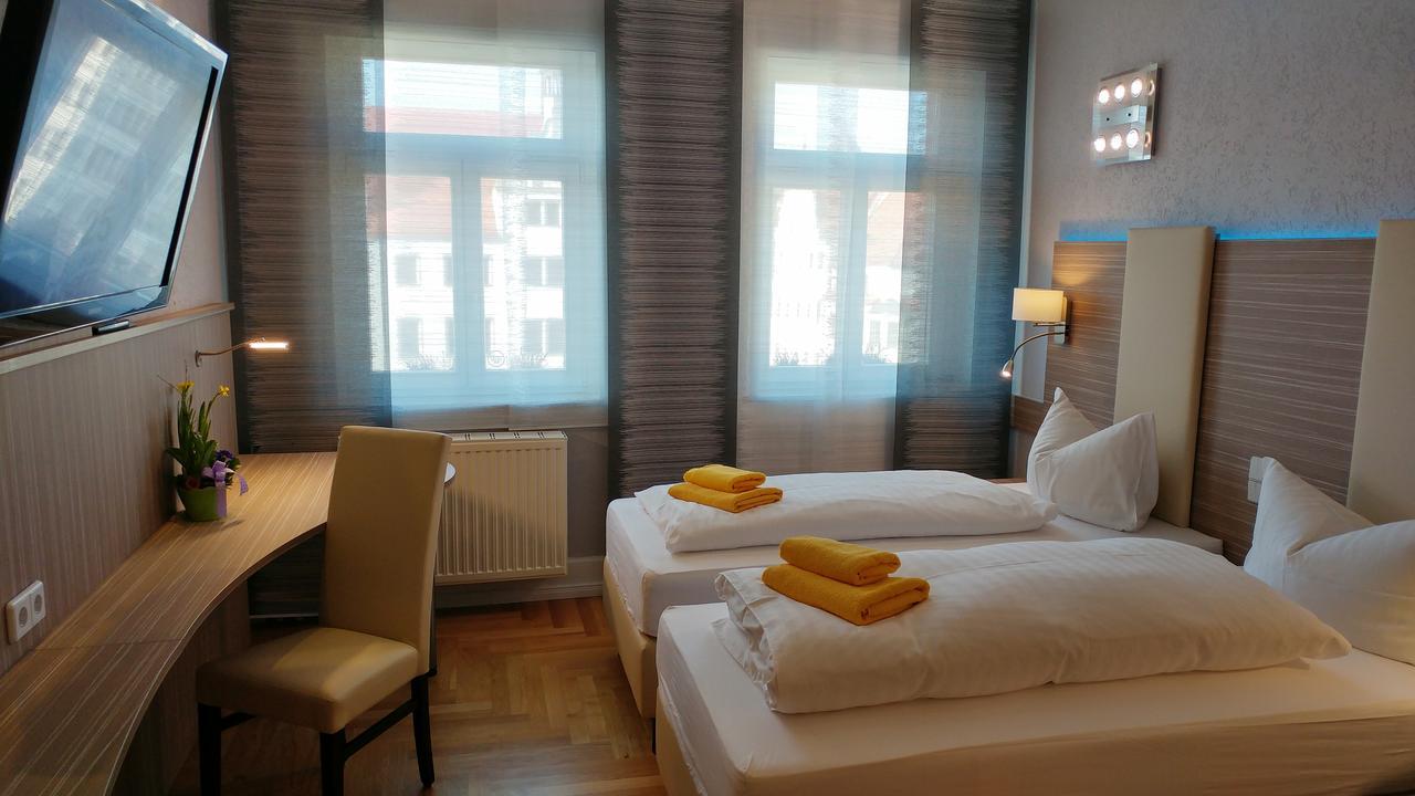 Hotel Goldener Anker Torgau Extérieur photo