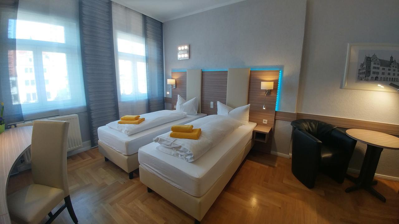 Hotel Goldener Anker Torgau Extérieur photo